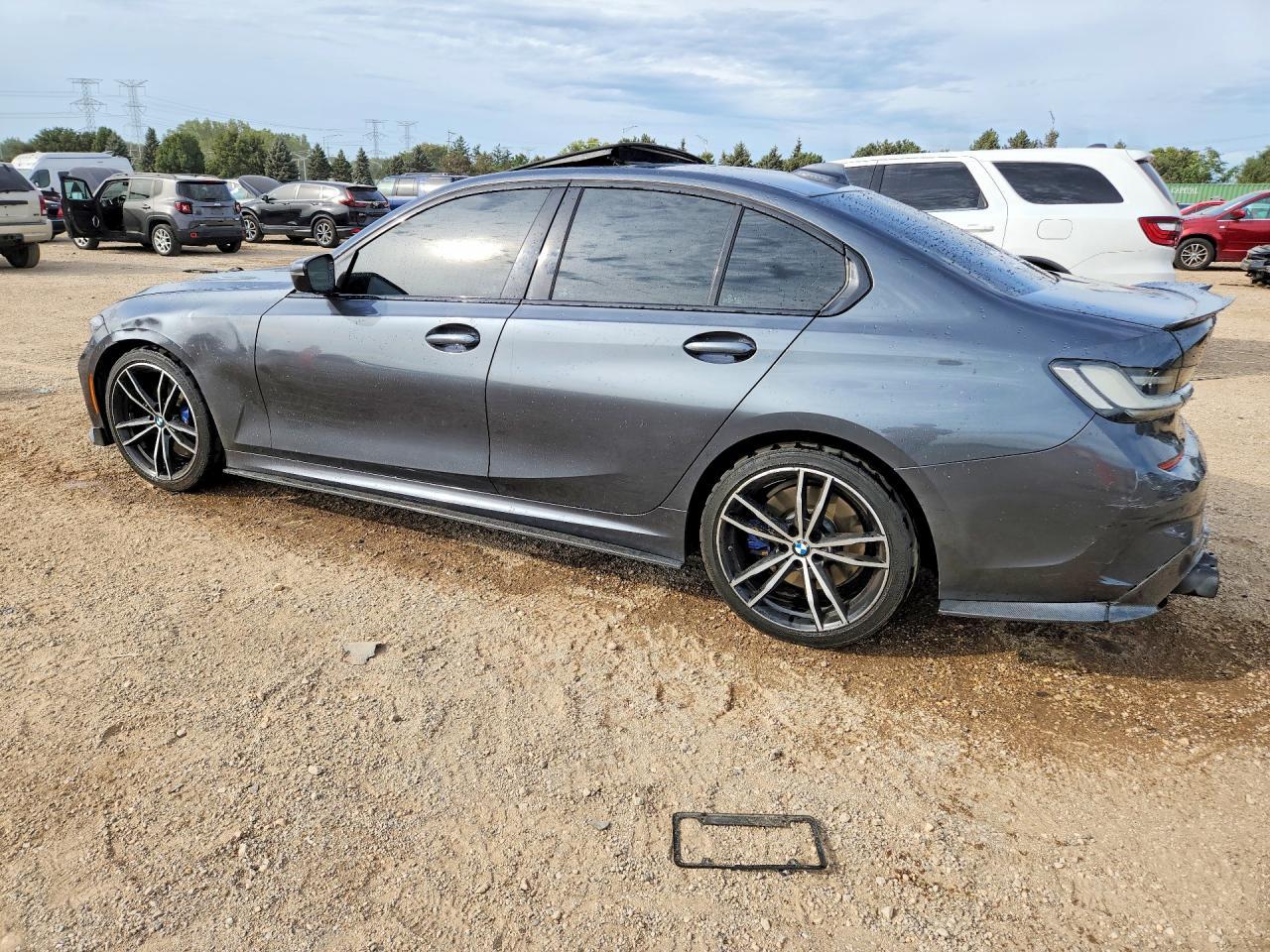 2019 BMW Seria 3 330i - zdjęcie 2