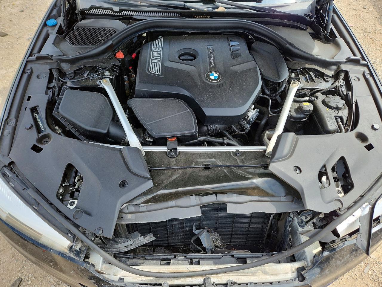 2019 BMW 530 I - zdjęcie 11