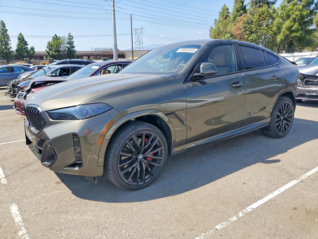 2026 BMW X6 xDrive40I - zdjęcie główne