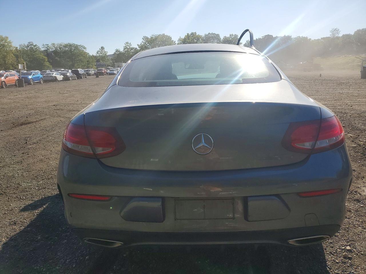 2017 Mercedes-Benz C 300 4Matic - zdjęcie 6