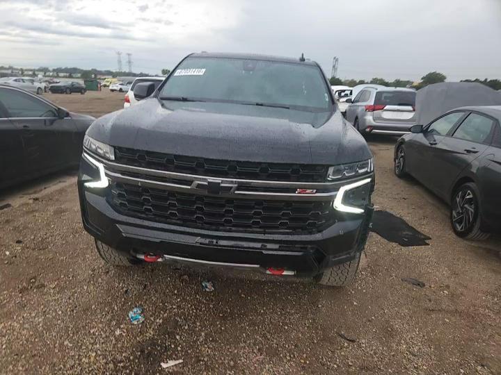 2021 Chevrolet Tahoe K1500 Z71 - zdjęcie 13