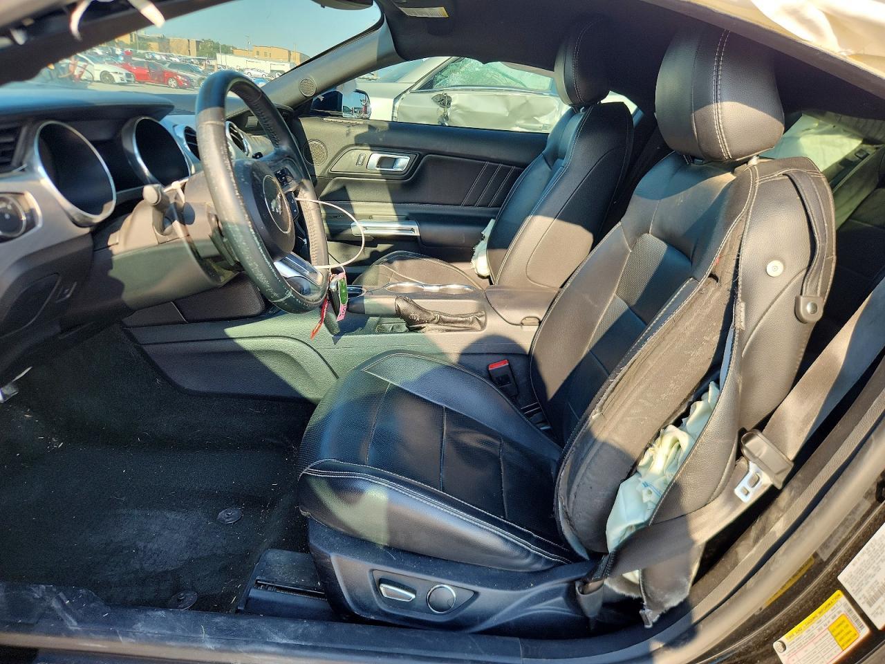2018 Ford Mustang - zdjęcie 7