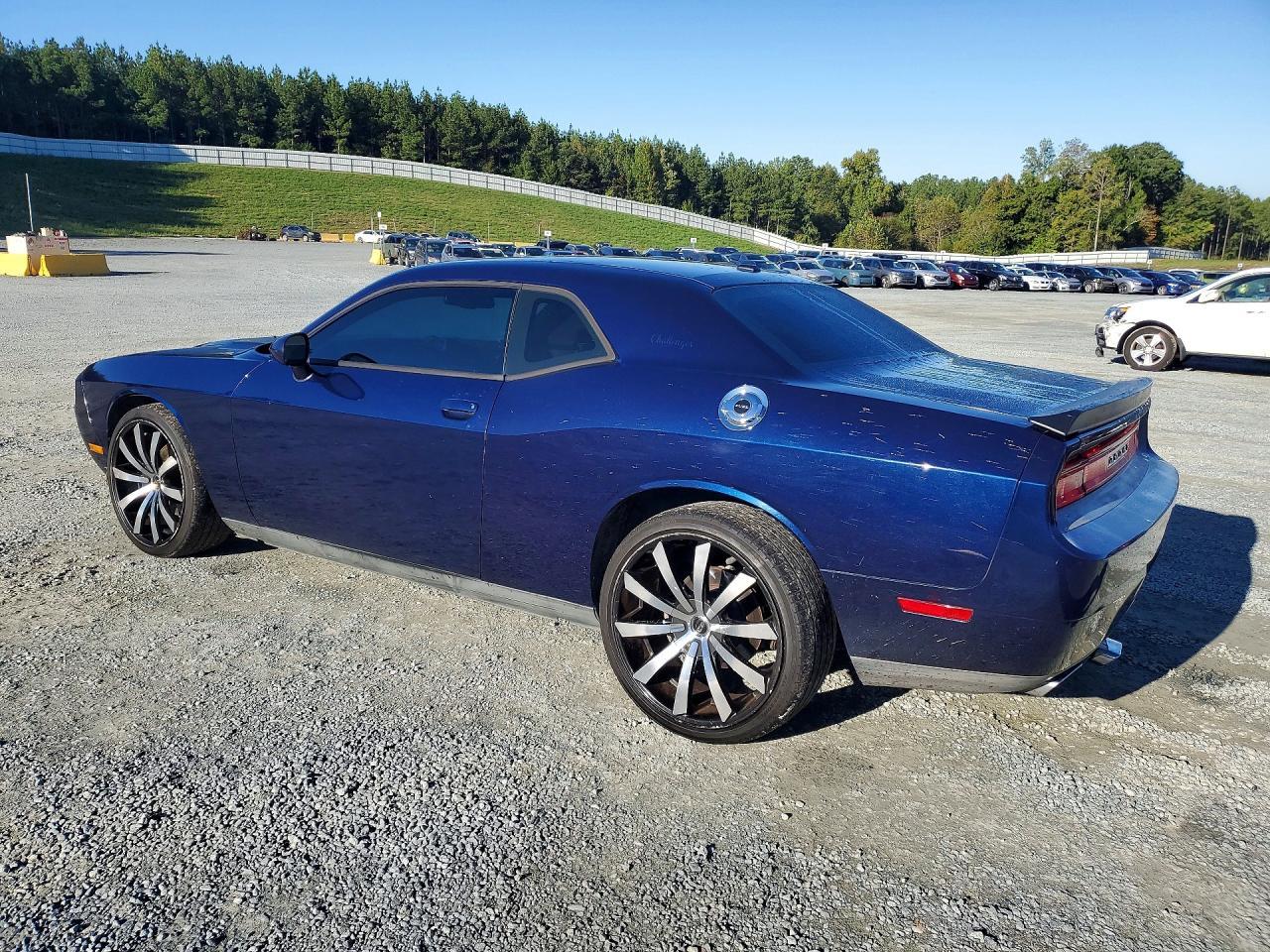 2014 Dodge Challenger Sxt - zdjęcie 2
