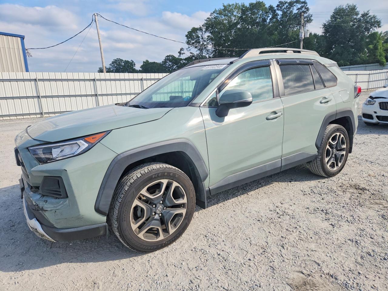 2019 Toyota Rav4 Adventure - zdjęcie główne