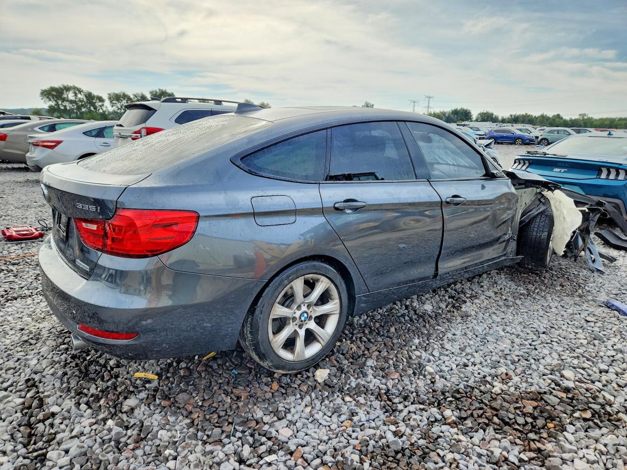 2014 BMW 335 Xigt - zdjęcie 3