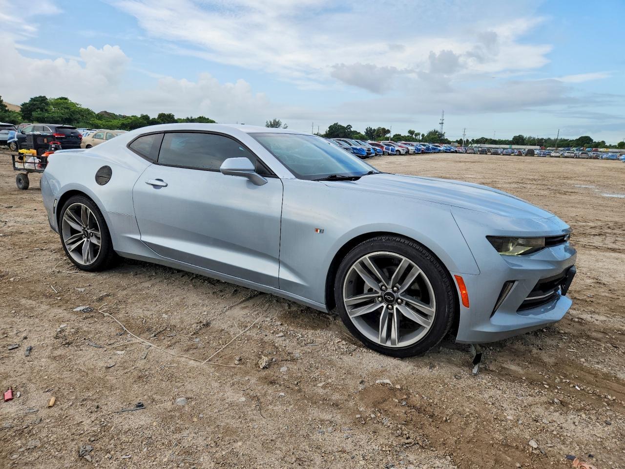 2018 Chevrolet Camaro Lt - zdjęcie 4