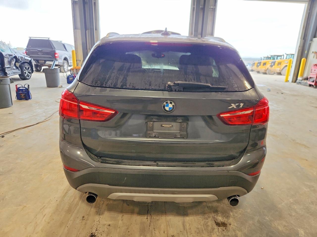 2016 BMW X1 xDrive28I - zdjęcie 6