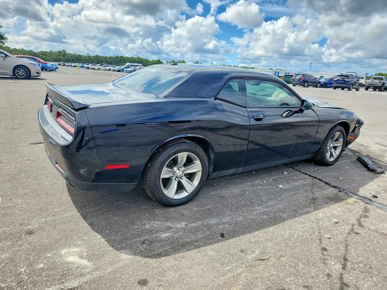 2020 Dodge Challenger Sxt - zdjęcie 3
