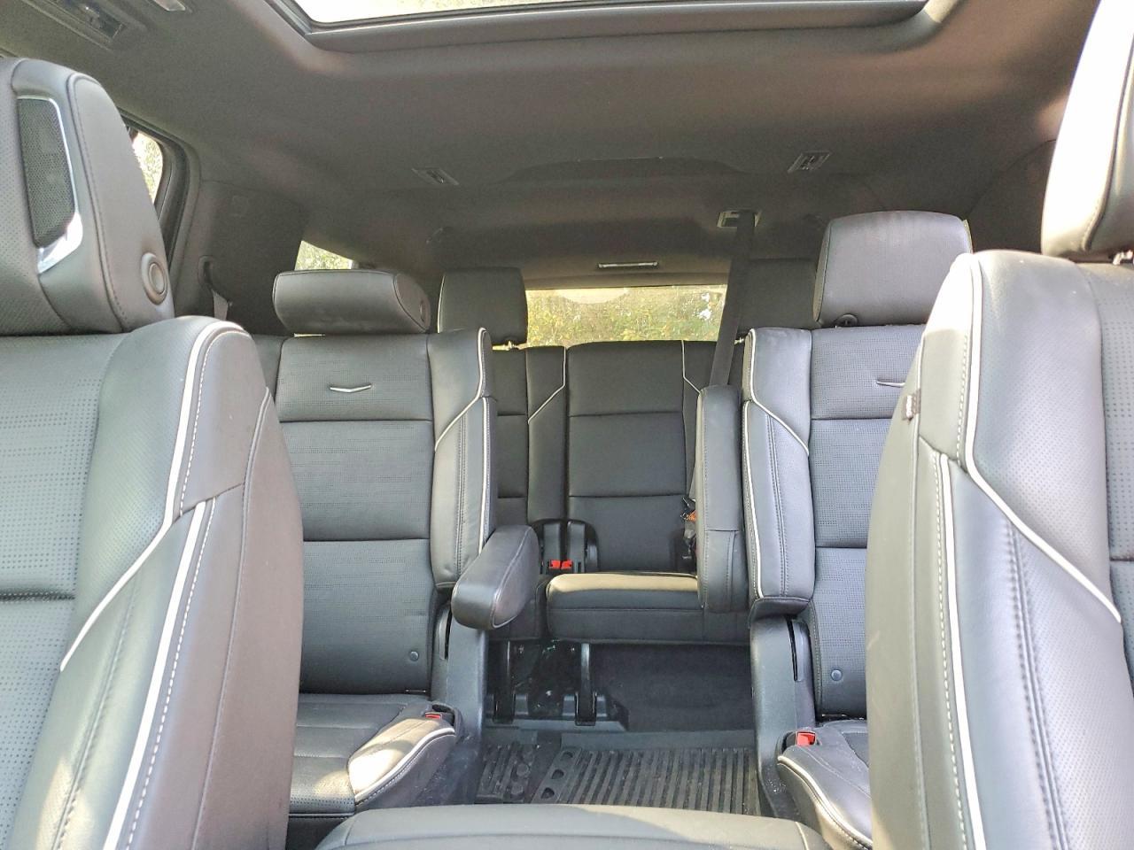 2024 Cadillac Escalade Esv Sport - zdjęcie 10
