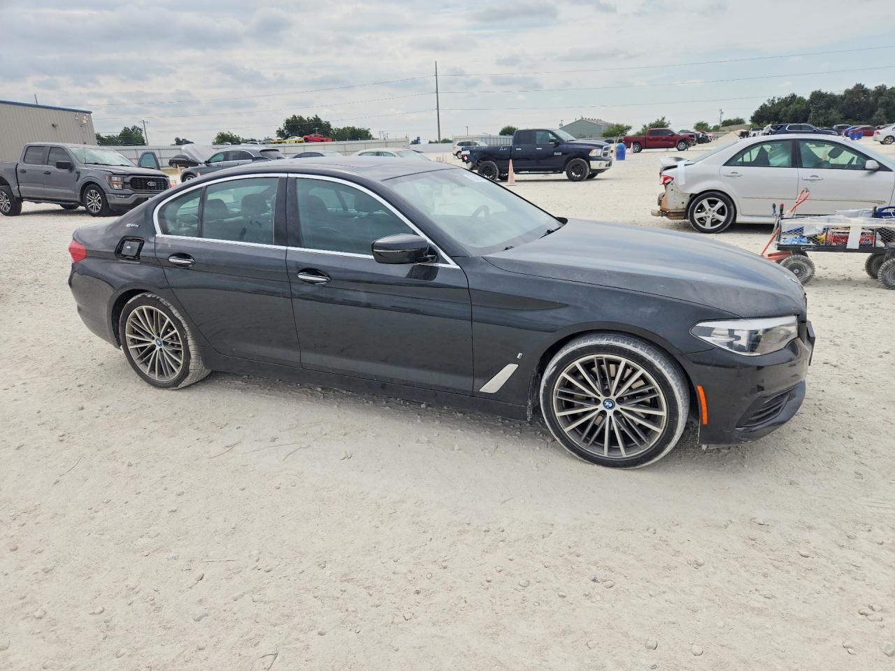 2018 BMW 530E - zdjęcie 4