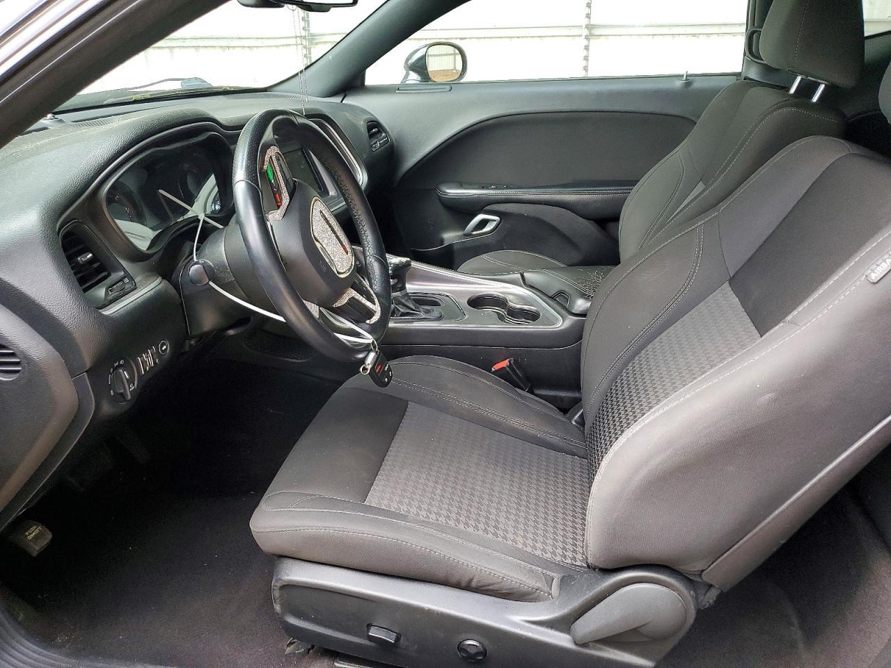 2019 Dodge Challenger Sxt - zdjęcie 7