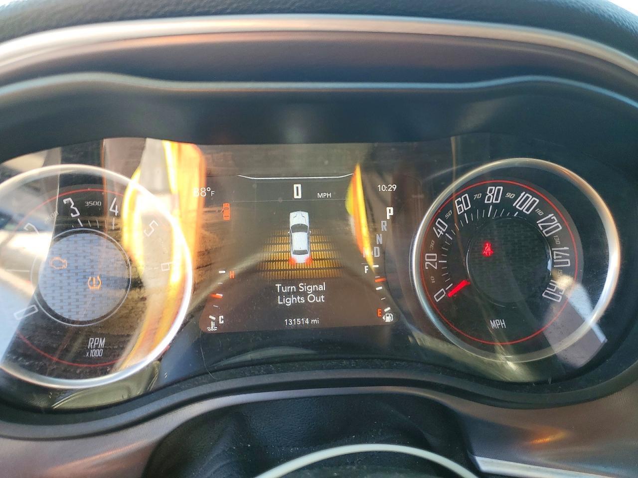 2020 Dodge Challenger Sxt - zdjęcie 9
