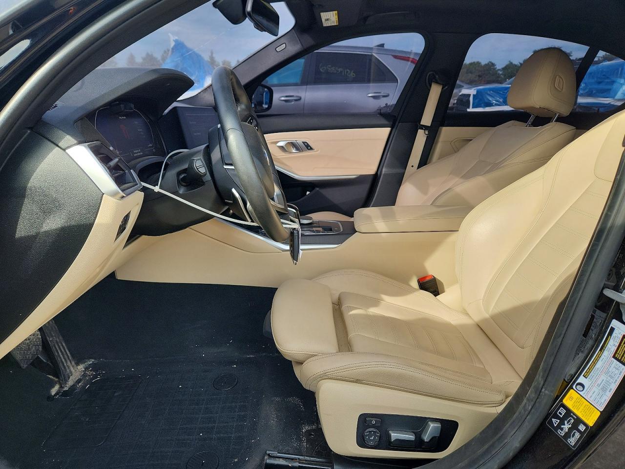 2021 BMW Seria 3 330i - zdjęcie 7