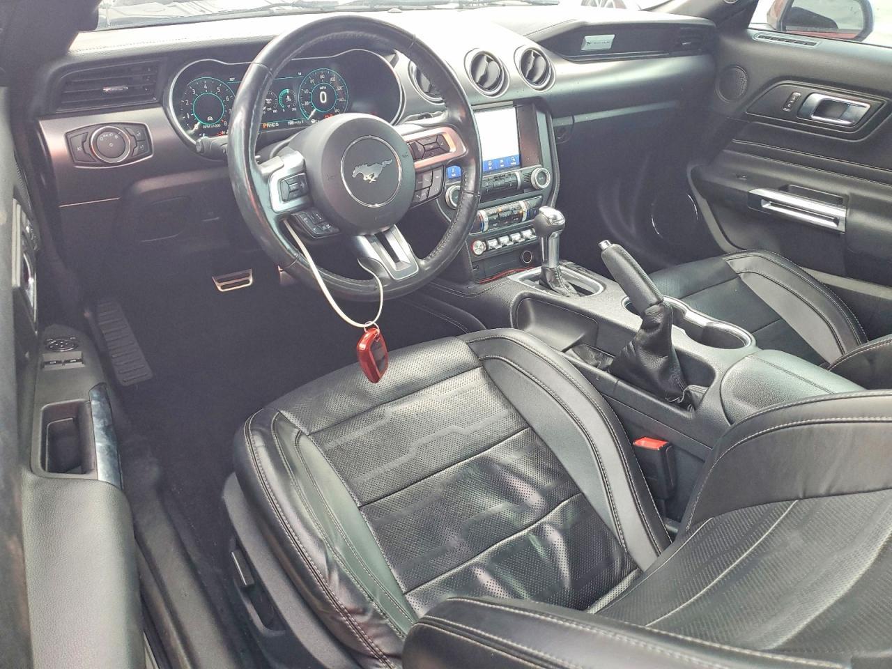 2021 Ford Mustang Gt - zdjęcie 8