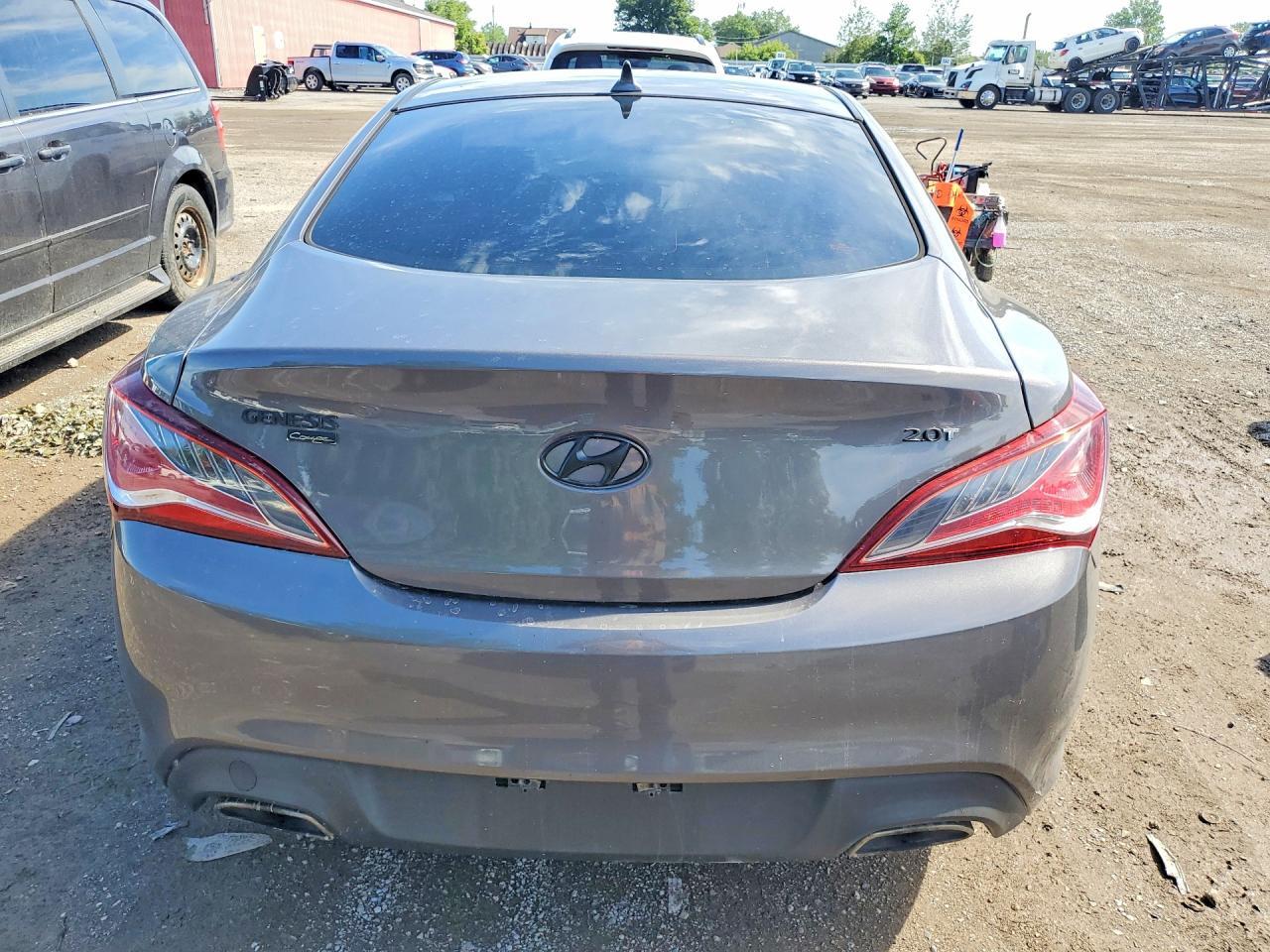 2013 Hyundai Genesis Coupe 2.0T - zdjęcie 6