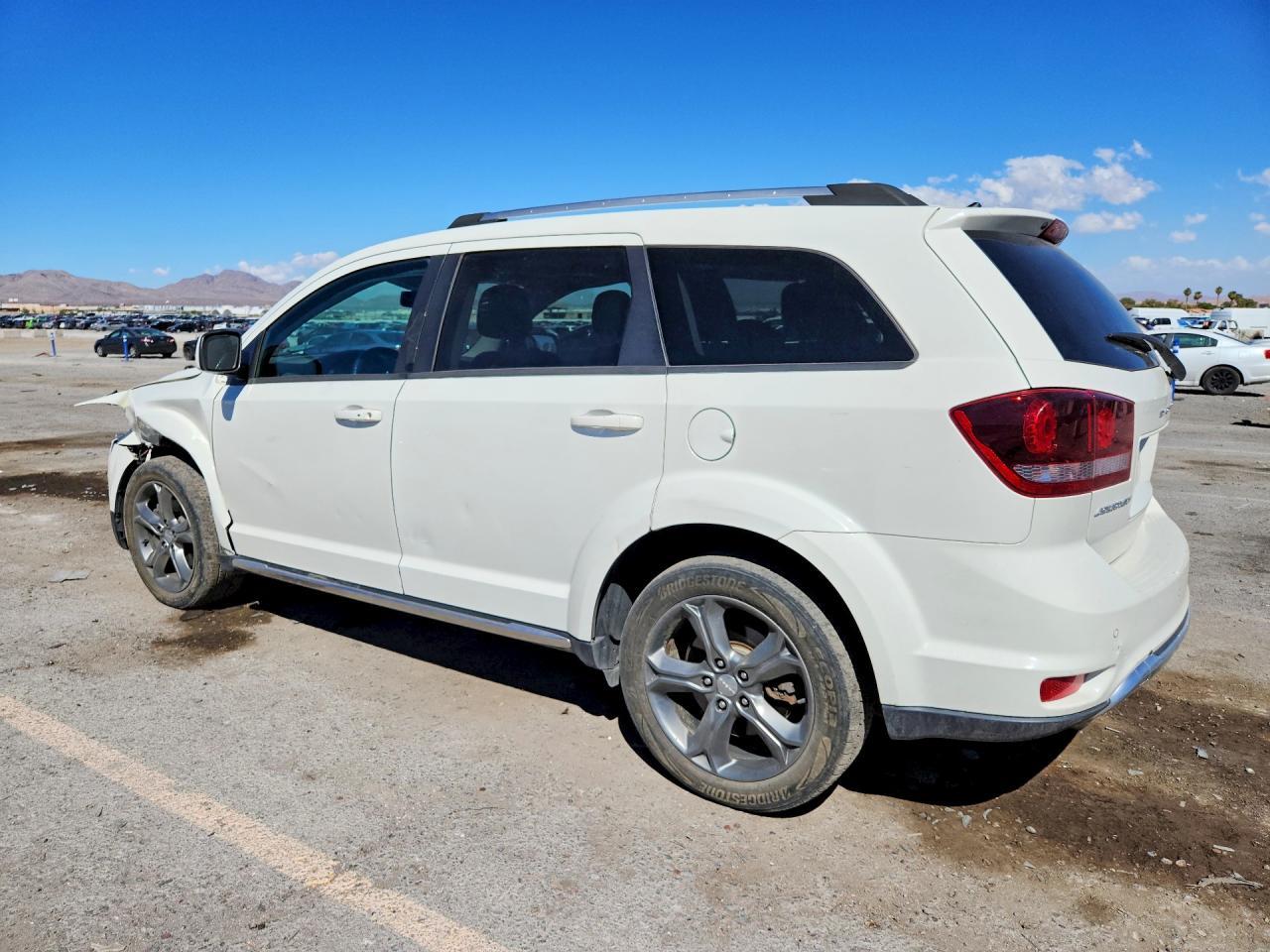 2017 Dodge Journey Crossroad - zdjęcie 2