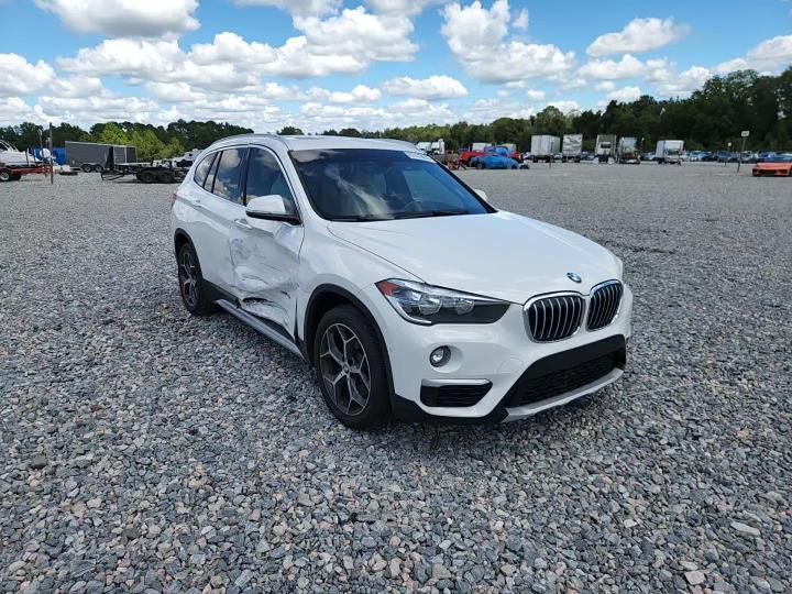 2017 BMW X1 xDrive28I - zdjęcie 15