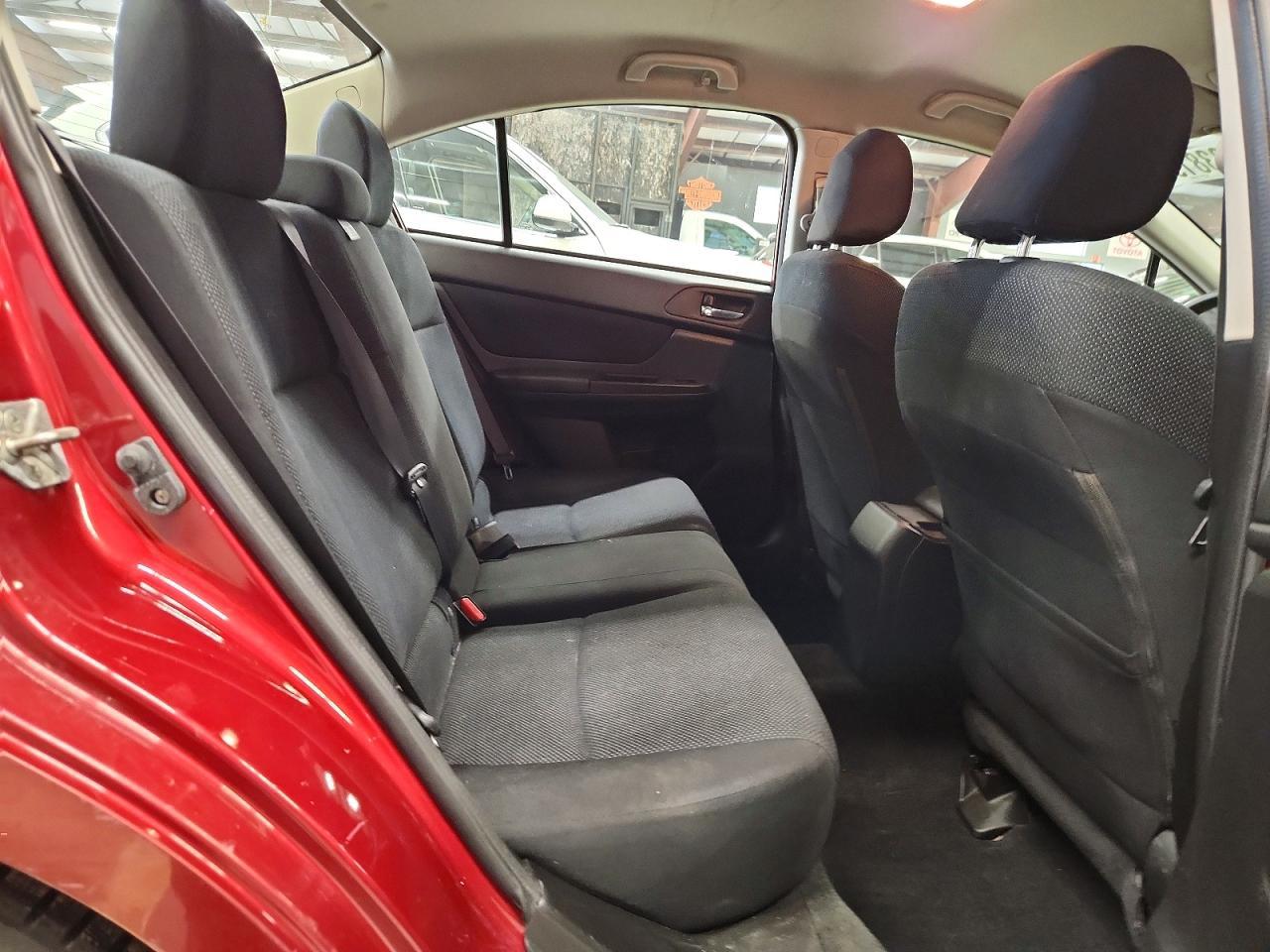 2013 Subaru Impreza Premium - zdjęcie 10
