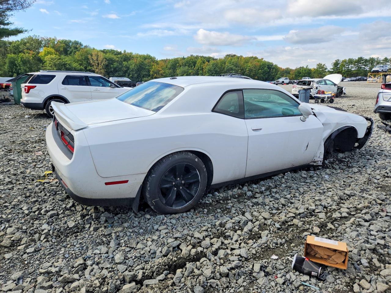 2017 Dodge Challenger - zdjęcie 3