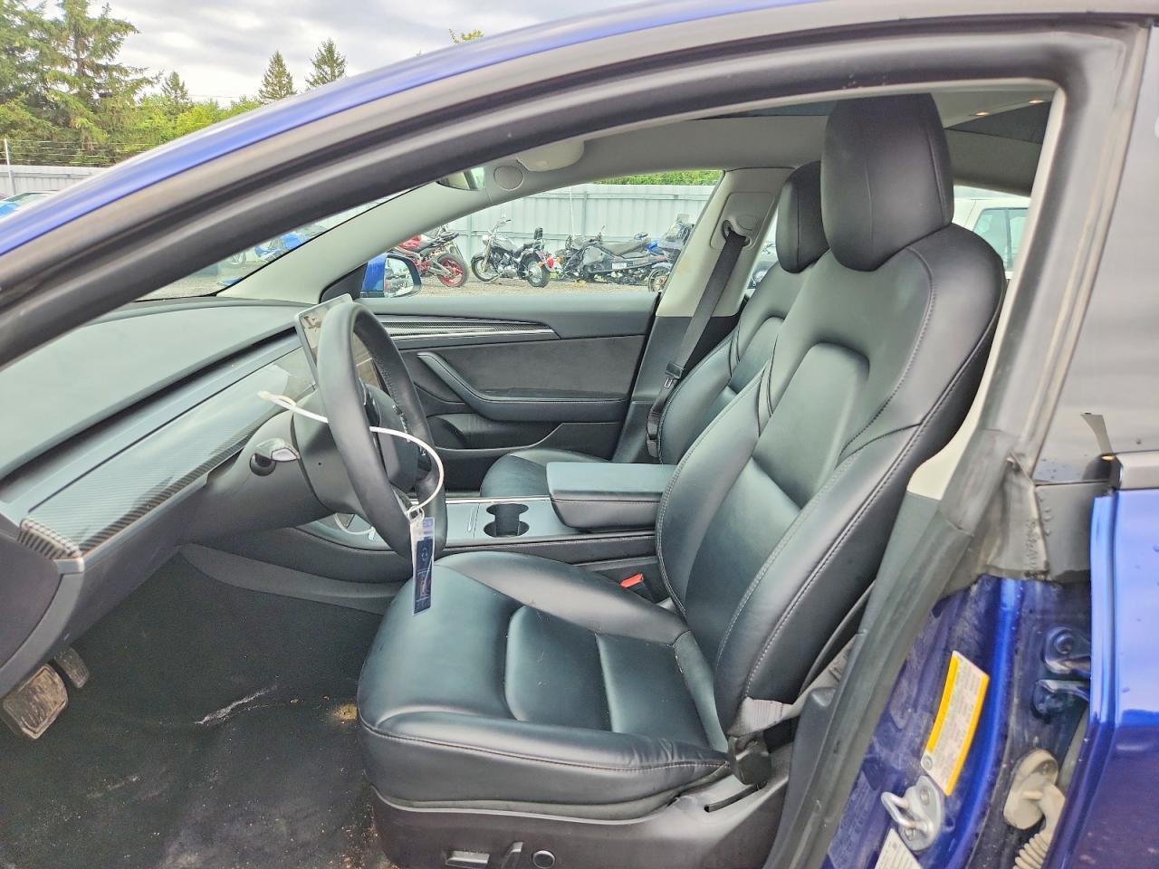 2022 Tesla Model 3 - zdjęcie 7