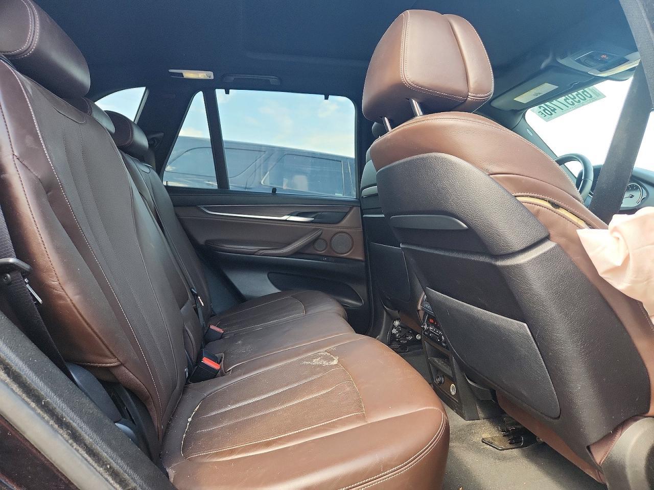 2015 BMW X5 xDrive50I - zdjęcie 11