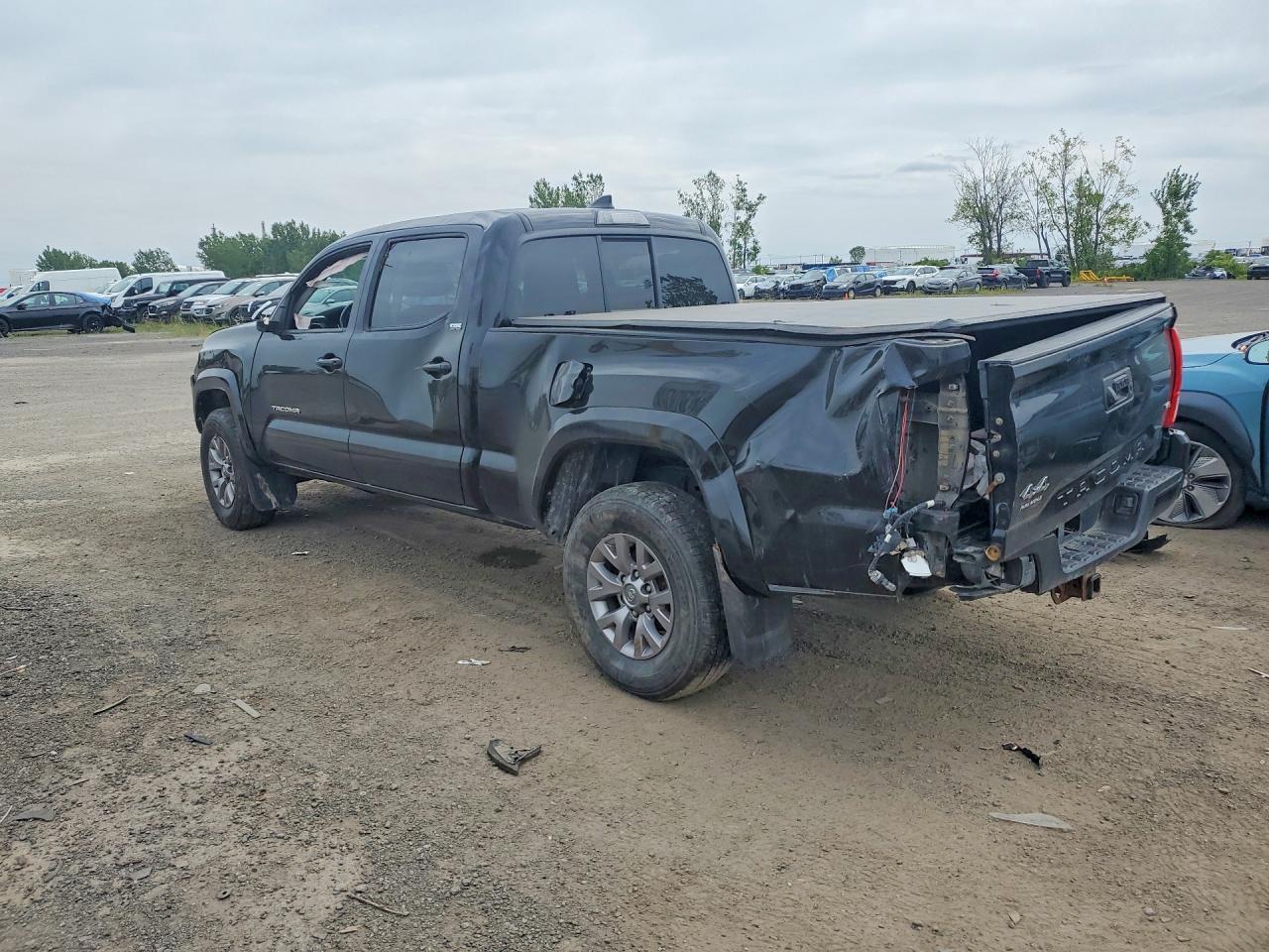 2017 Toyota Tacoma Sr5 V6 - zdjęcie 2