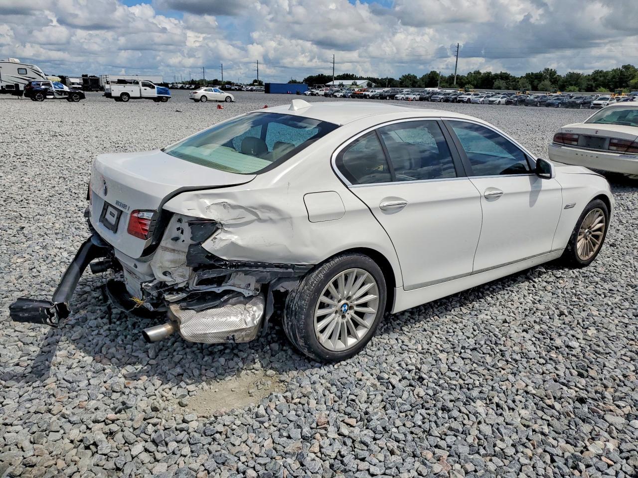 2013 BMW 535 I - zdjęcie 3