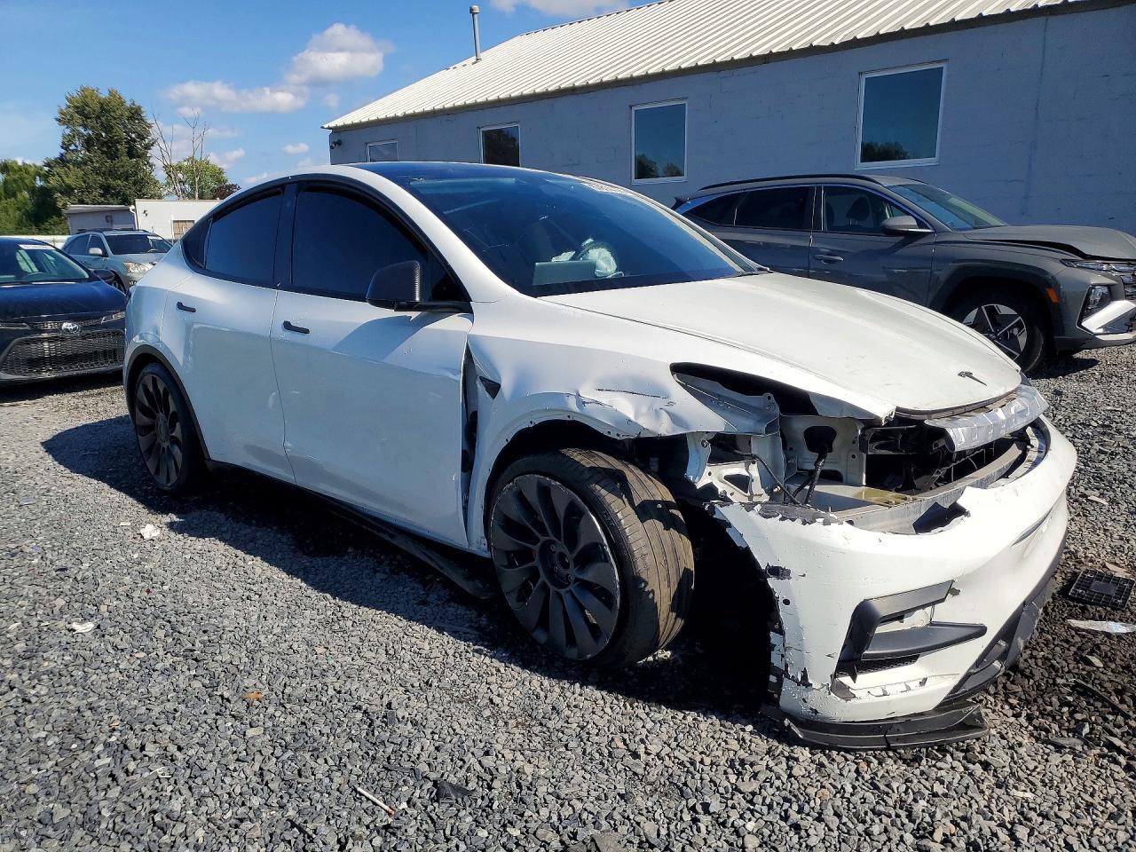 2022 Tesla Model Y - zdjęcie 4