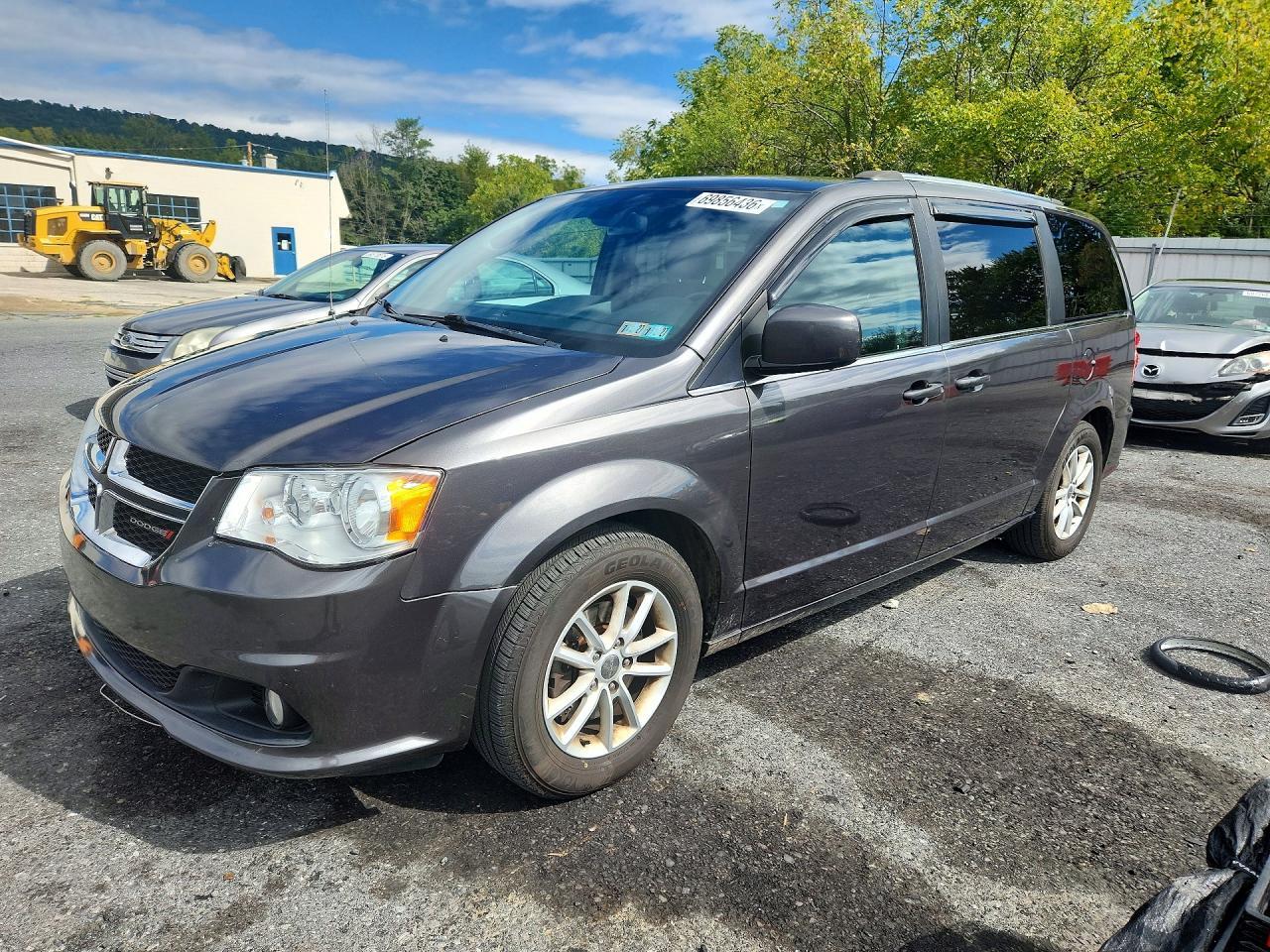 2019 Dodge Grand Caravan Sxt - zdjęcie główne