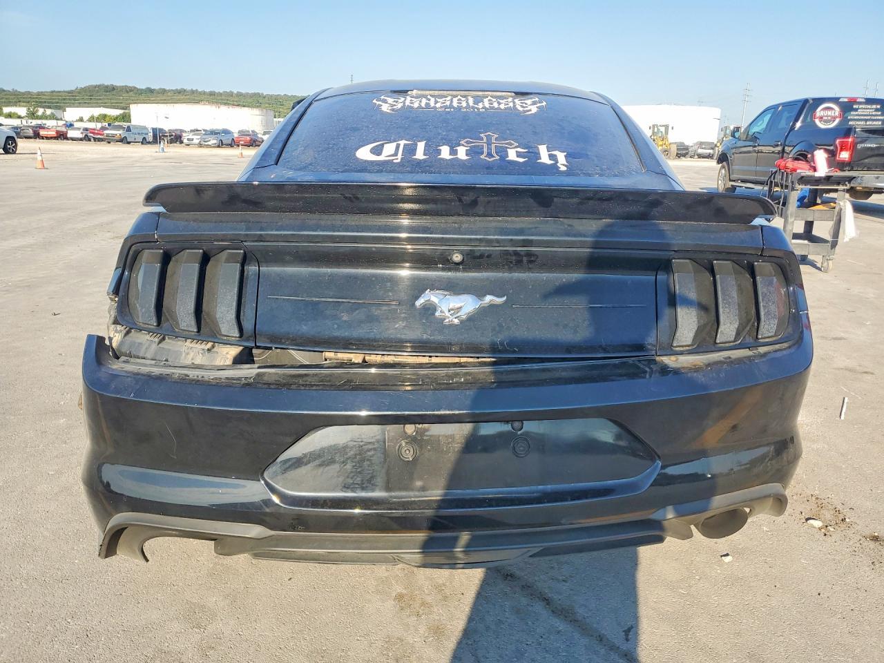 2018 Ford Mustang - zdjęcie 6