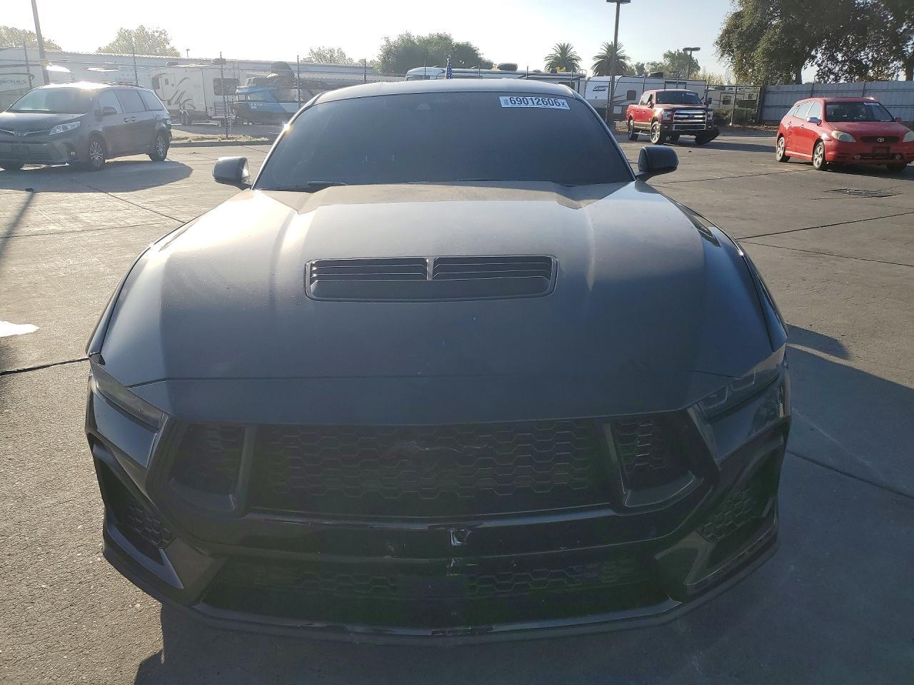 2025 Ford Mustang Gt - zdjęcie 5