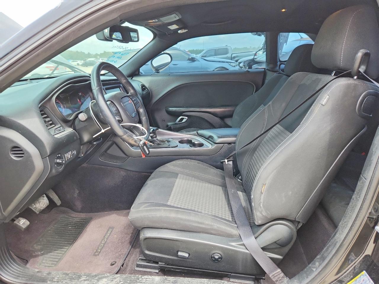2016 Dodge Challenger Sxt - zdjęcie 7
