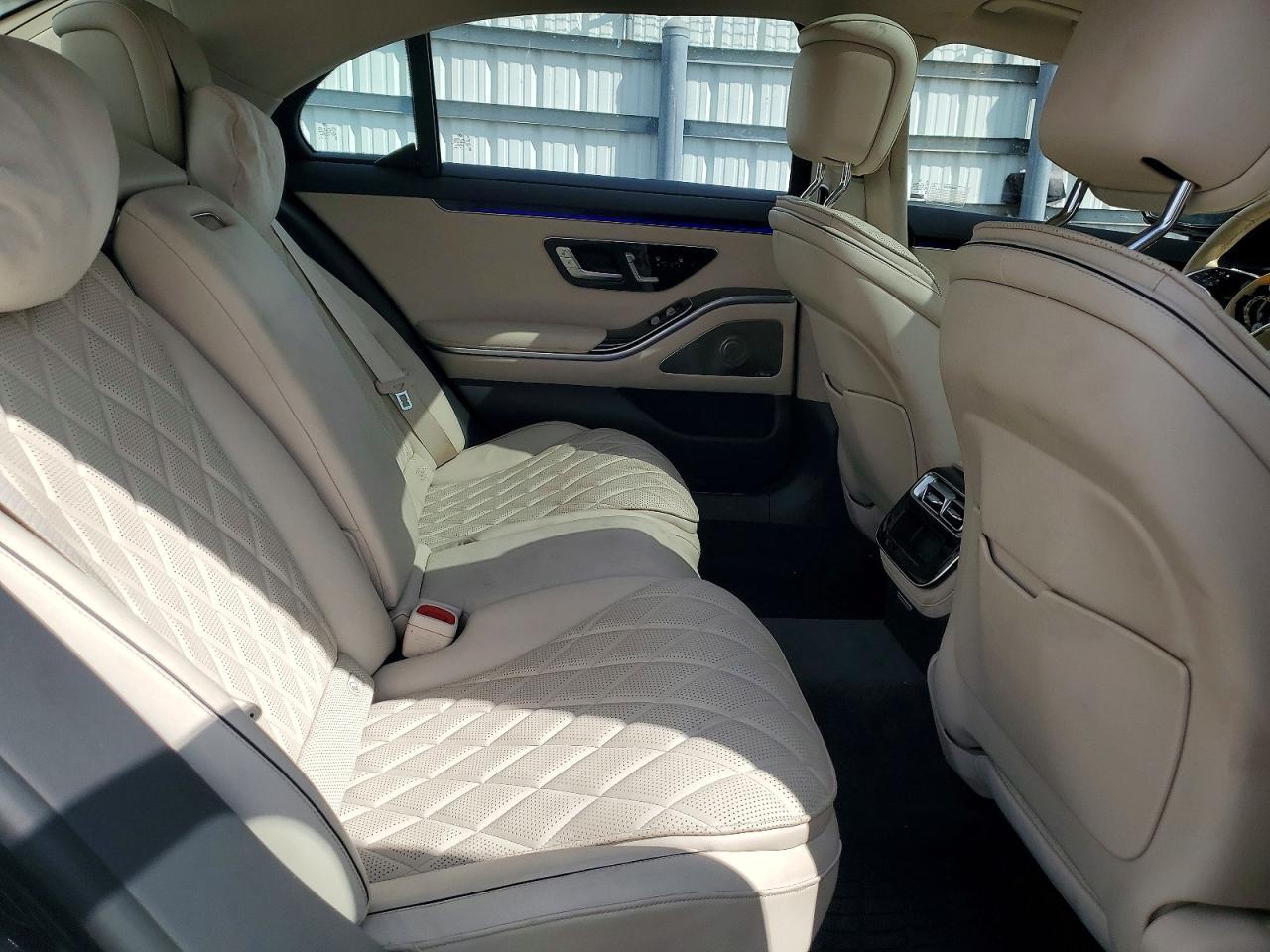 2022 Mercedes-Benz S 580 4Matic - zdjęcie 10