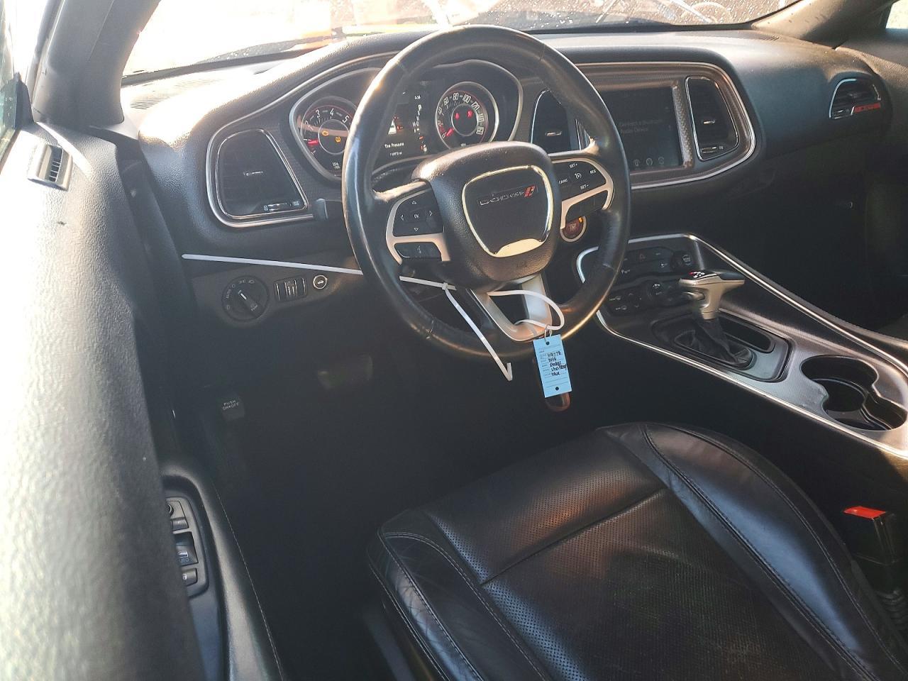 2016 Dodge Challenger R/T - zdjęcie 8