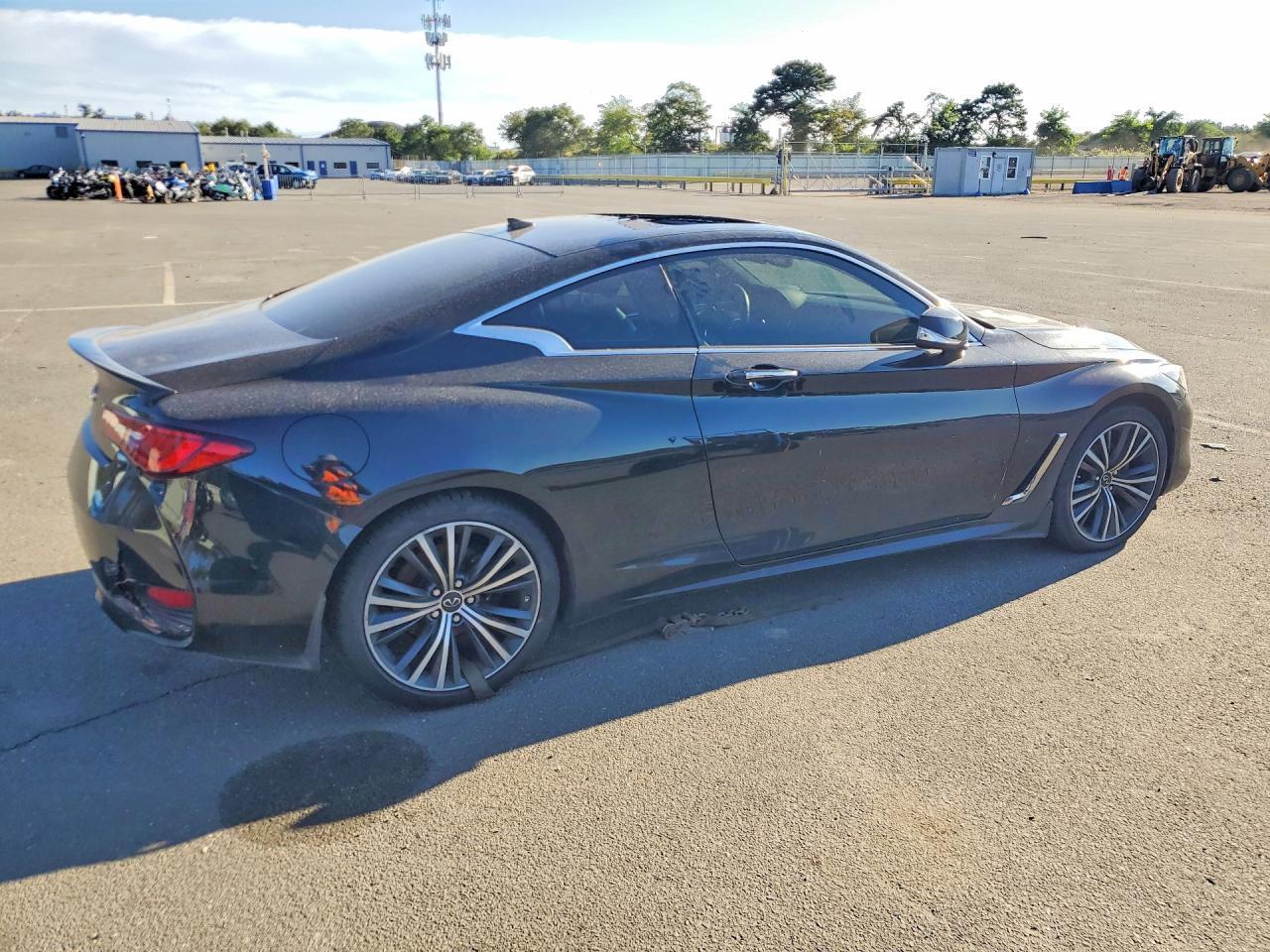 2020 Infiniti Q60 Pure - zdjęcie 3