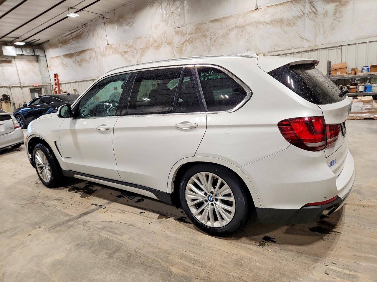 2016 BMW X5 xDrive35I - zdjęcie 2
