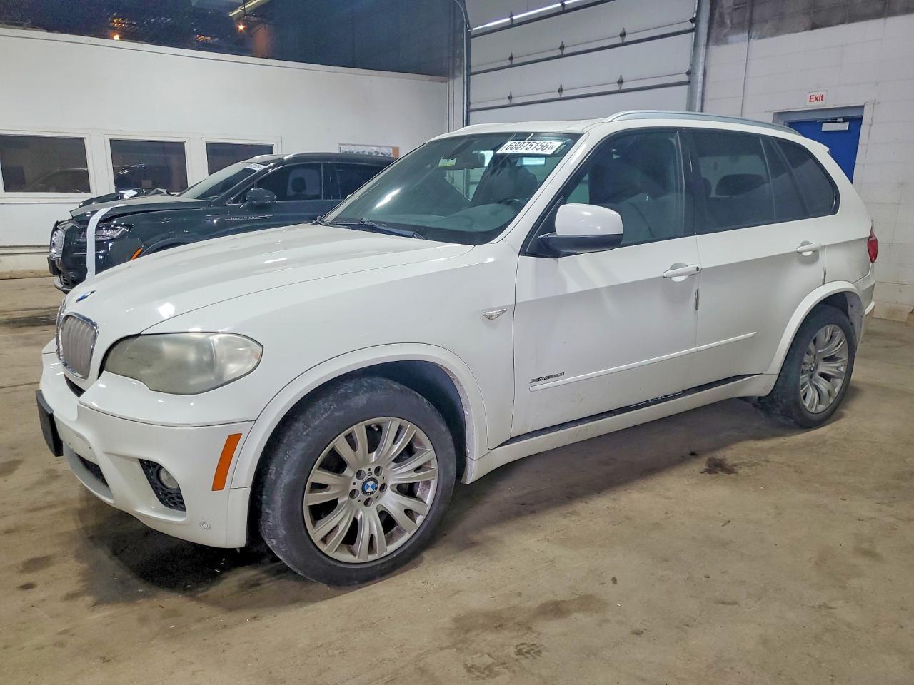 2013 BMW X5 xDrive50I - zdjęcie główne