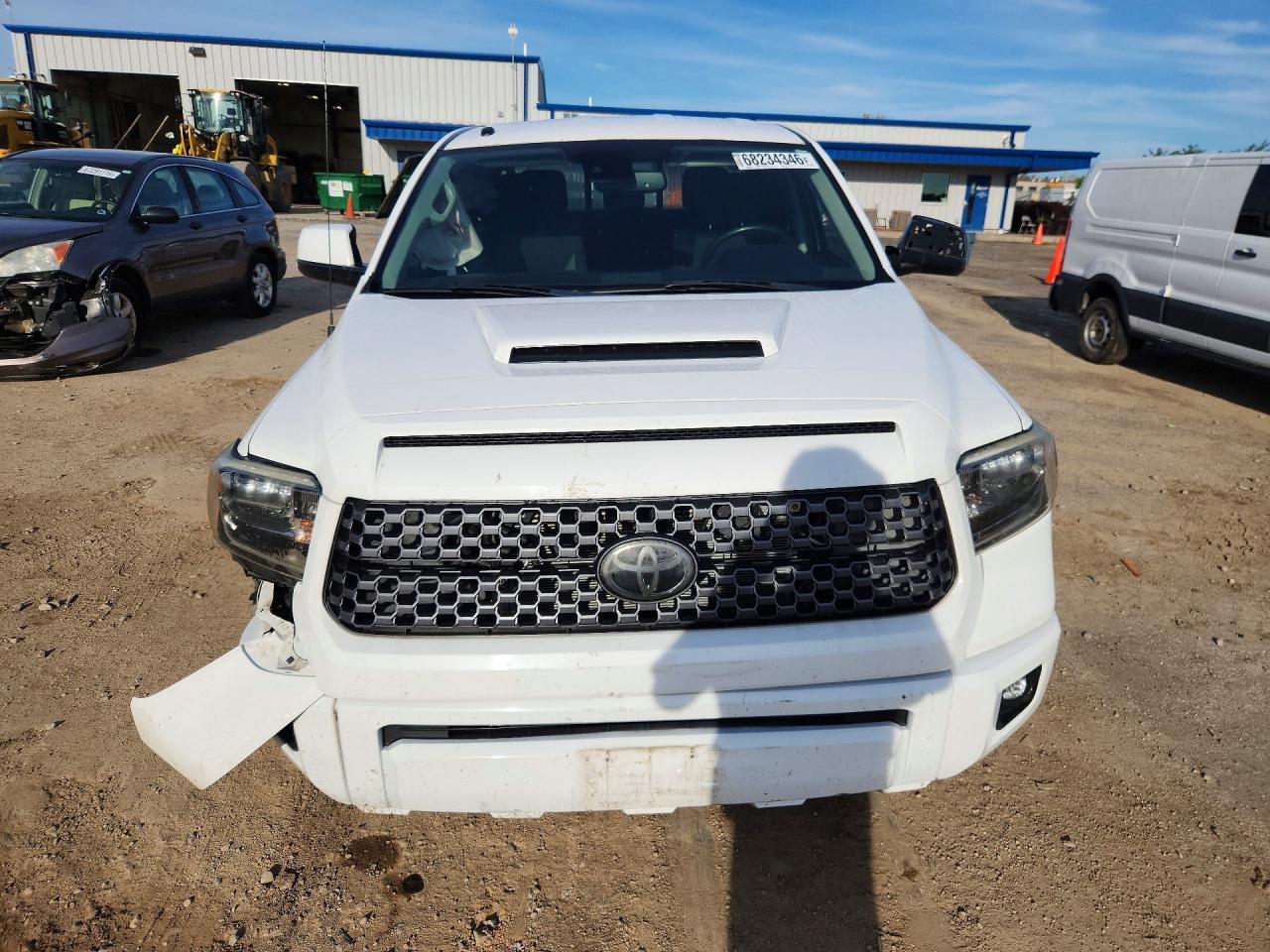 2018 Toyota Tundra Sr5 - zdjęcie 5