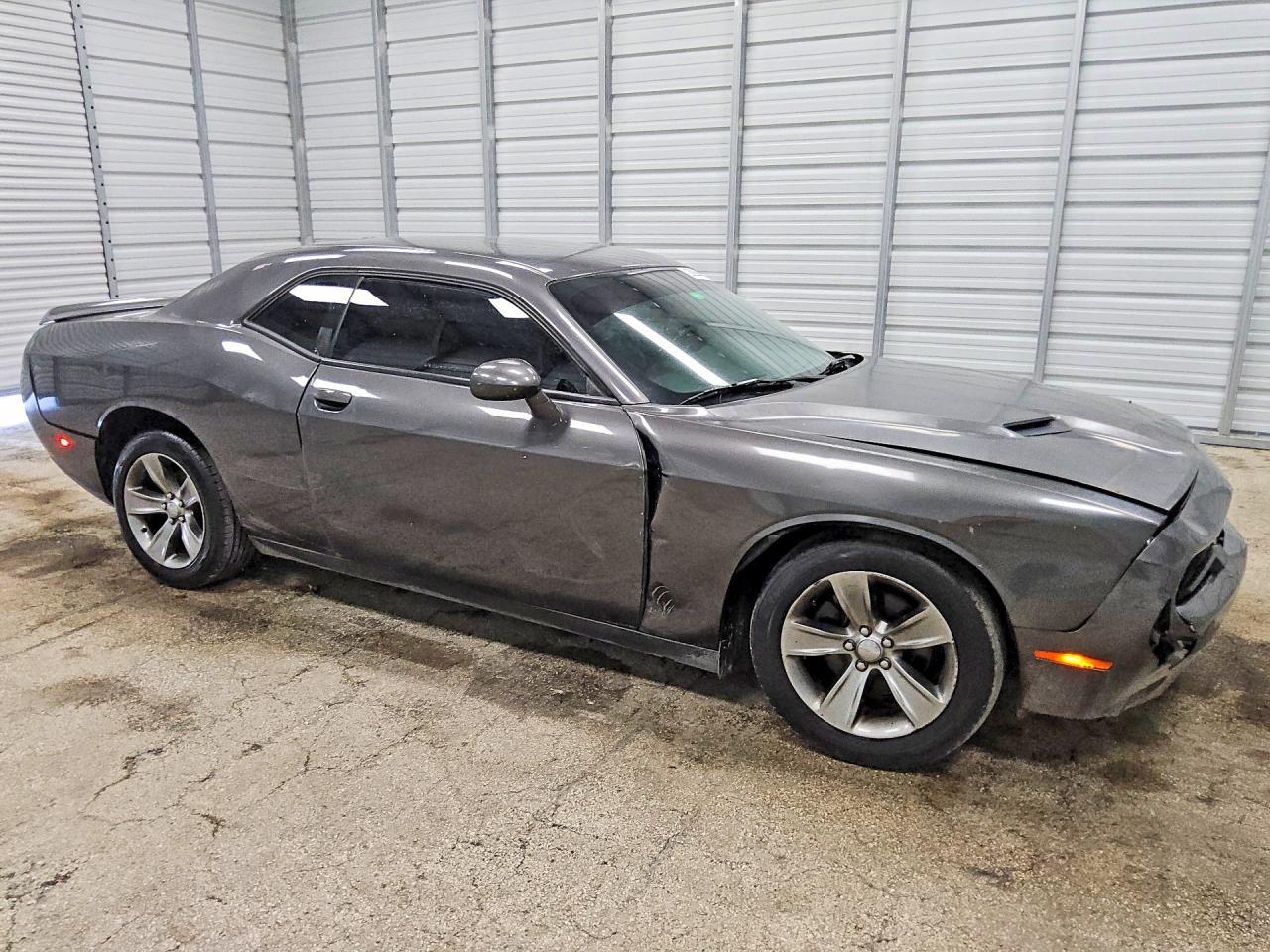 2019 Dodge Challenger Sxt - zdjęcie 4