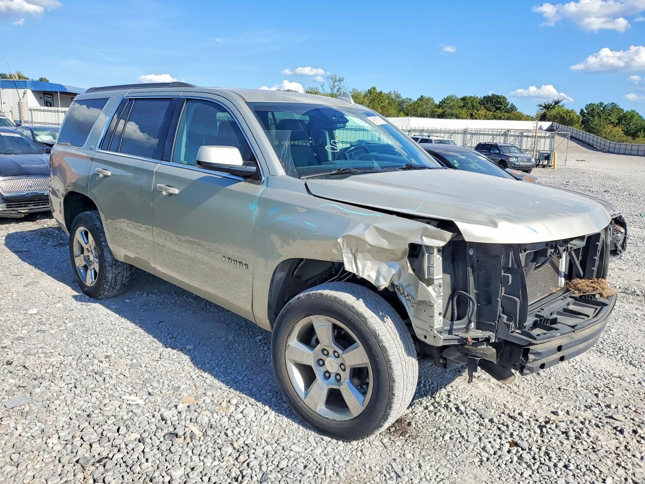 2016 Chevrolet Tahoe C1500 Lt - zdjęcie 4