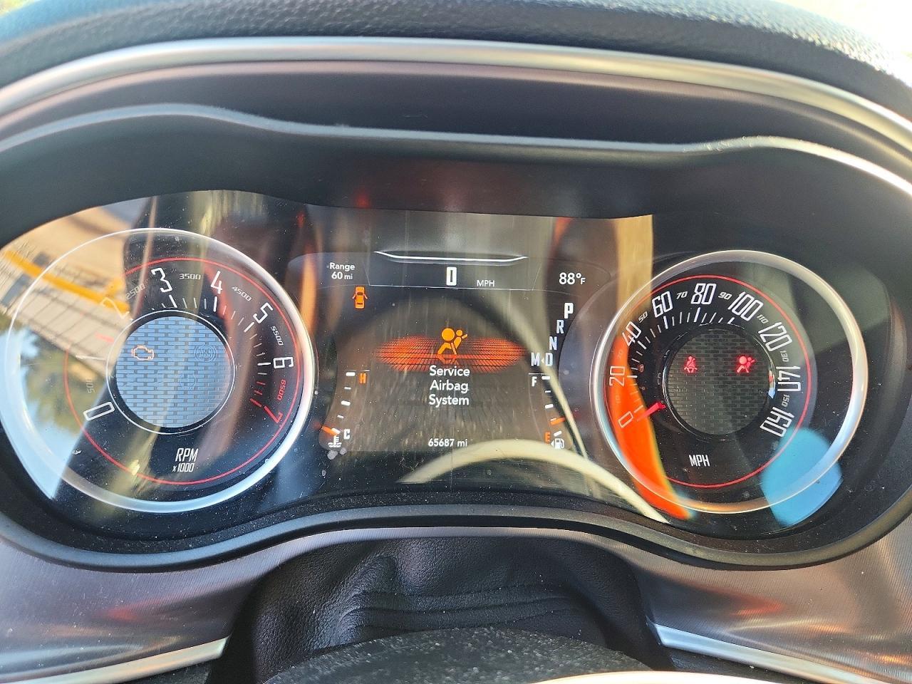 2019 Dodge Challenger Sxt - zdjęcie 9