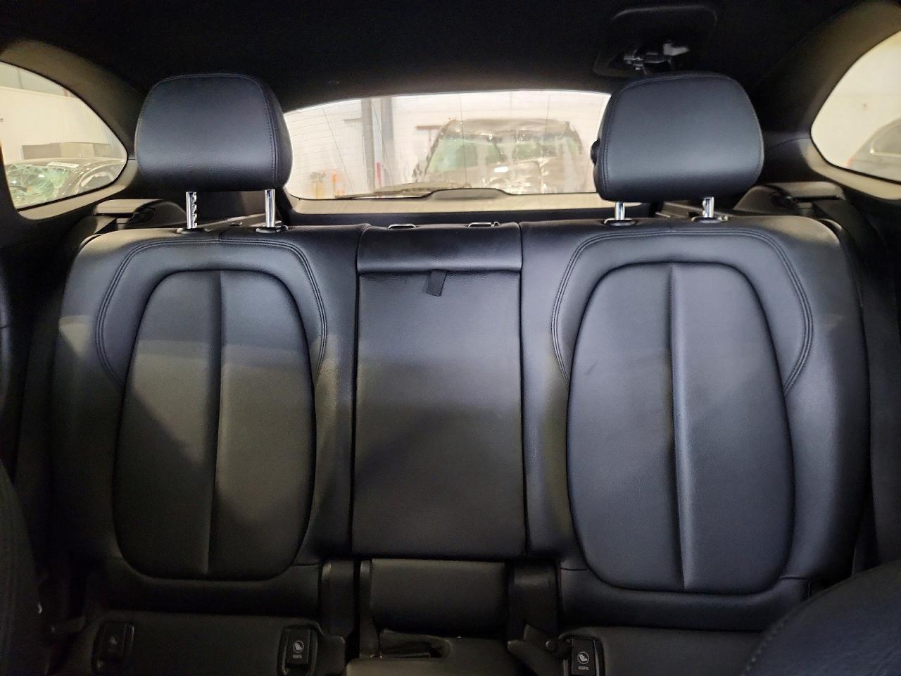 2016 BMW X1 xDrive28I - zdjęcie 10