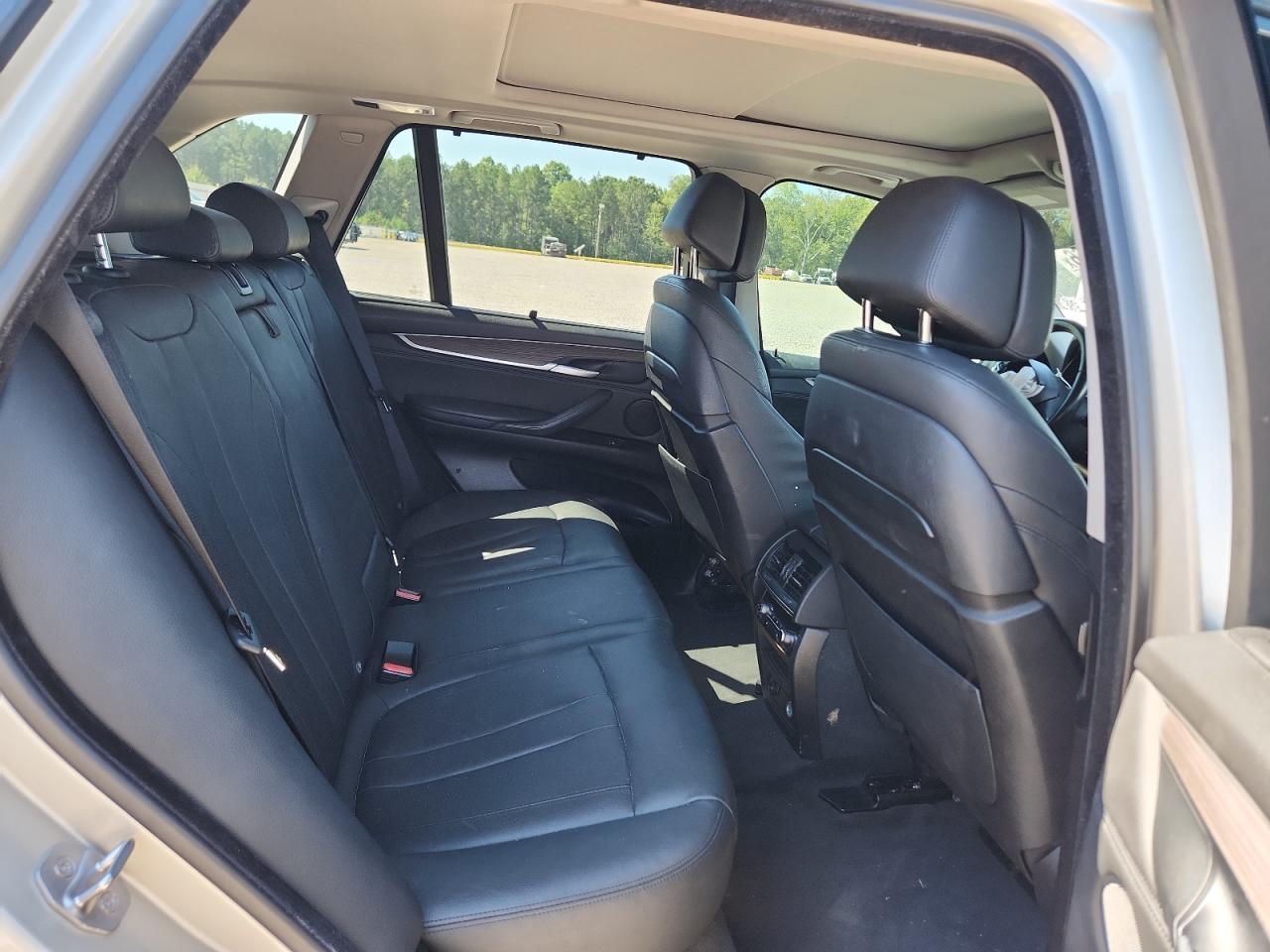 2016 BMW X5 xDrive35I - zdjęcie 11