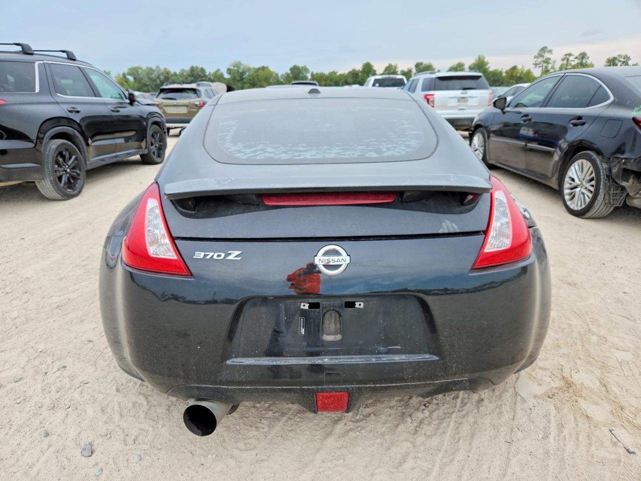 2016 Nissan 370Z Touring - zdjęcie 6