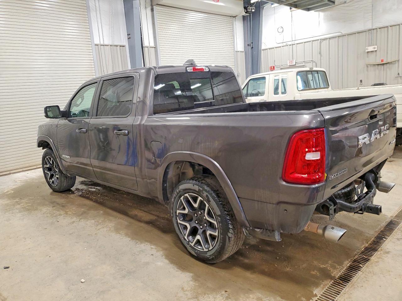 2026 Ram 1500 Laramie - zdjęcie 2