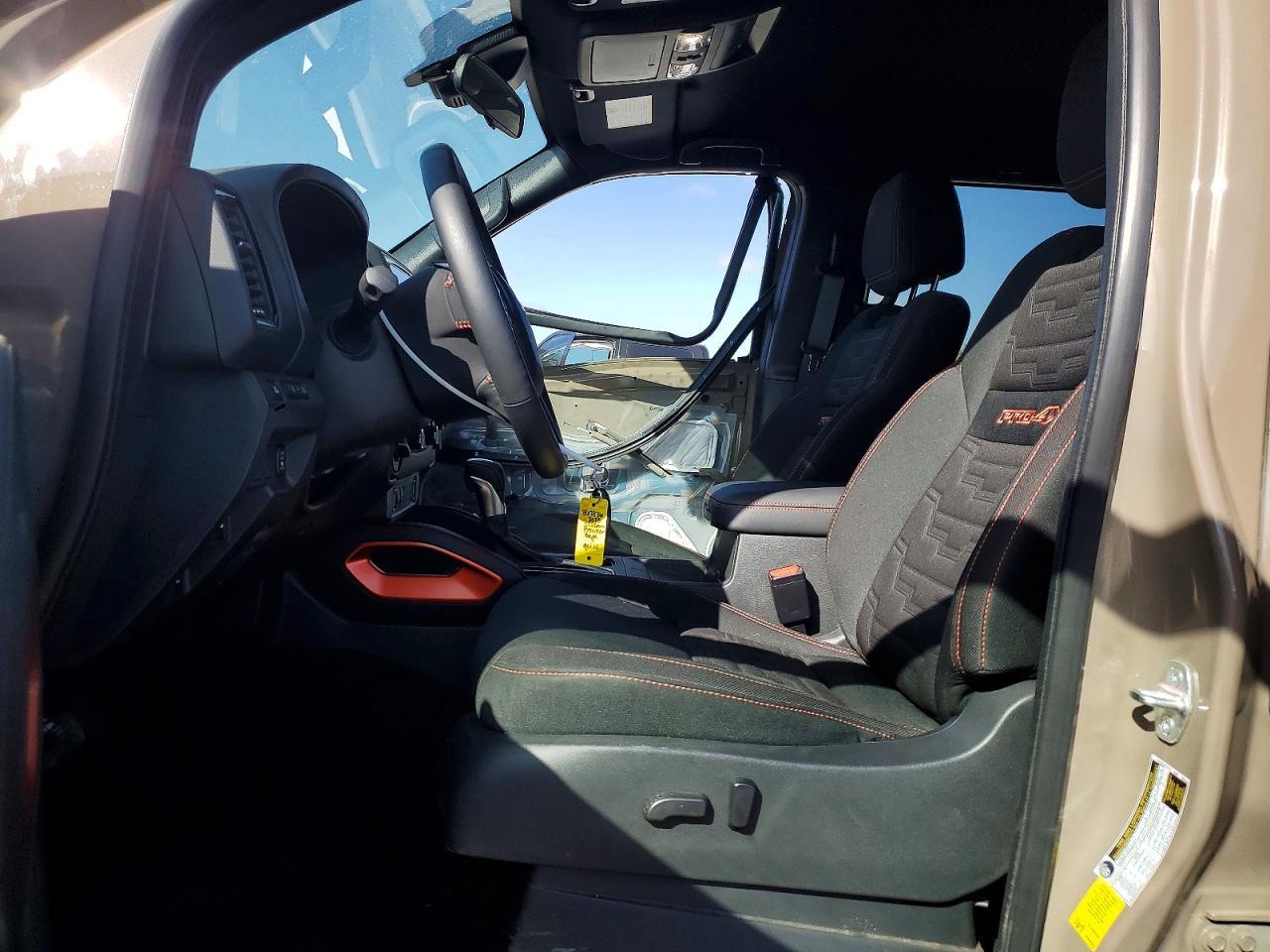 2023 Nissan Frontier Pro-4X - zdjęcie 7