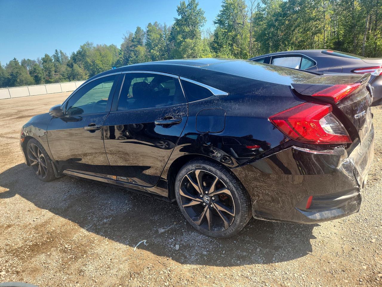 2019 Honda Civic Sport - zdjęcie 2