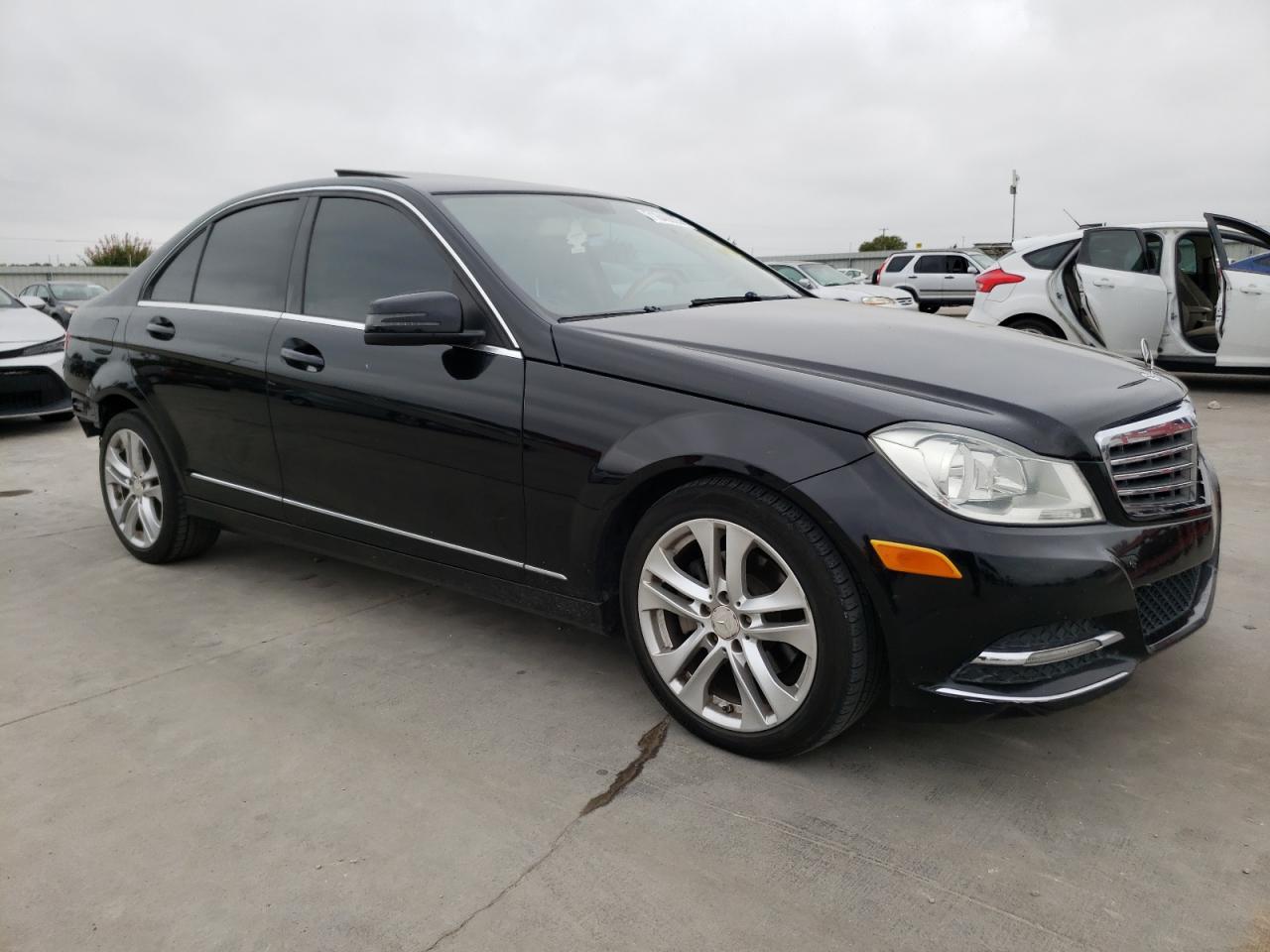 2013 Mercedes-Benz C 250 - zdjęcie 4