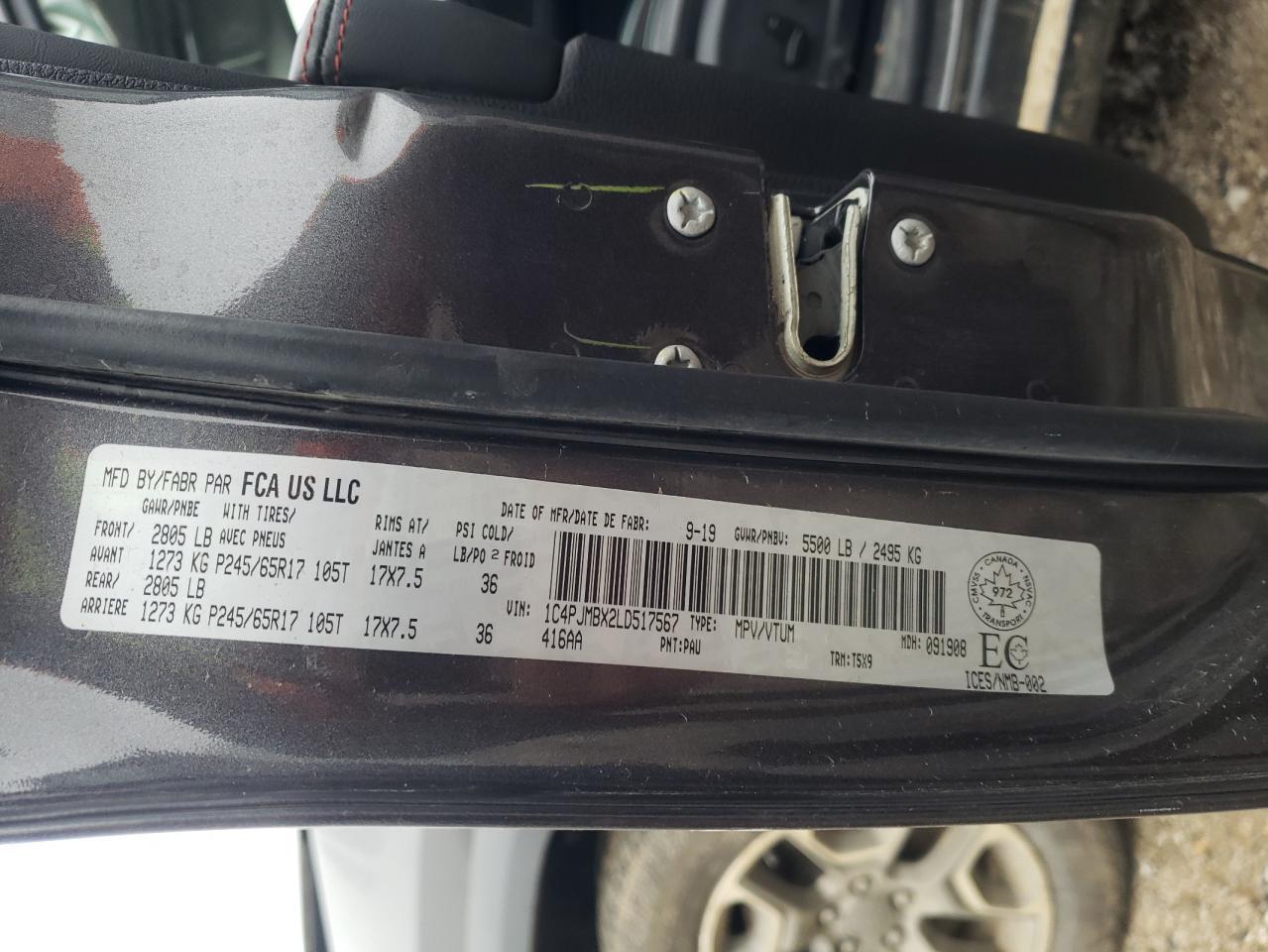 2020 Jeep Cherokee Trailhawk - zdjęcie 14