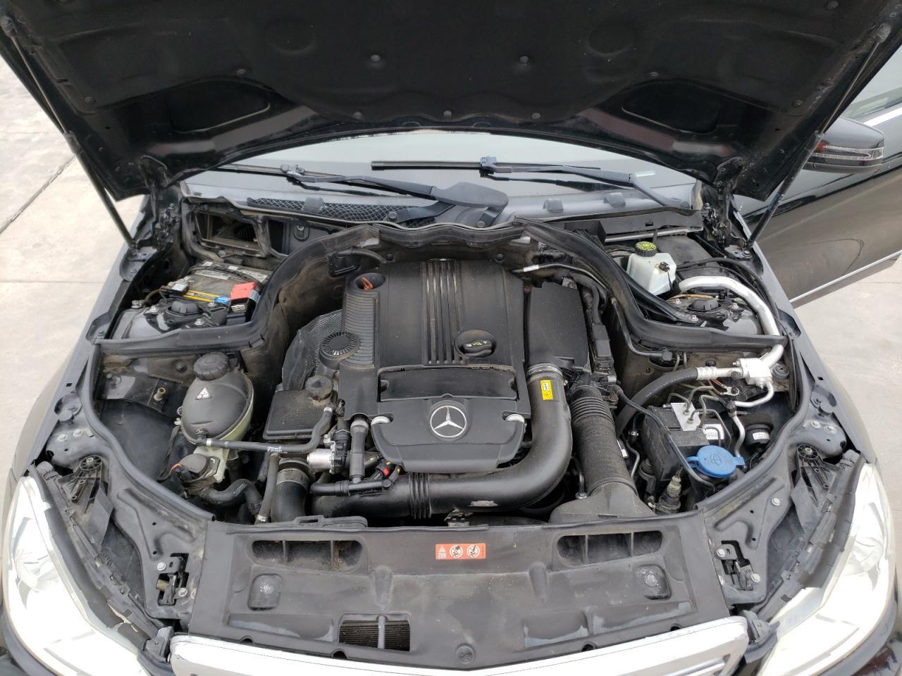 2013 Mercedes-Benz C 250 - zdjęcie 11